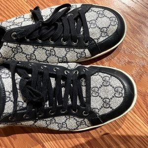 Mens Gucci tennis sneakers grey and black
